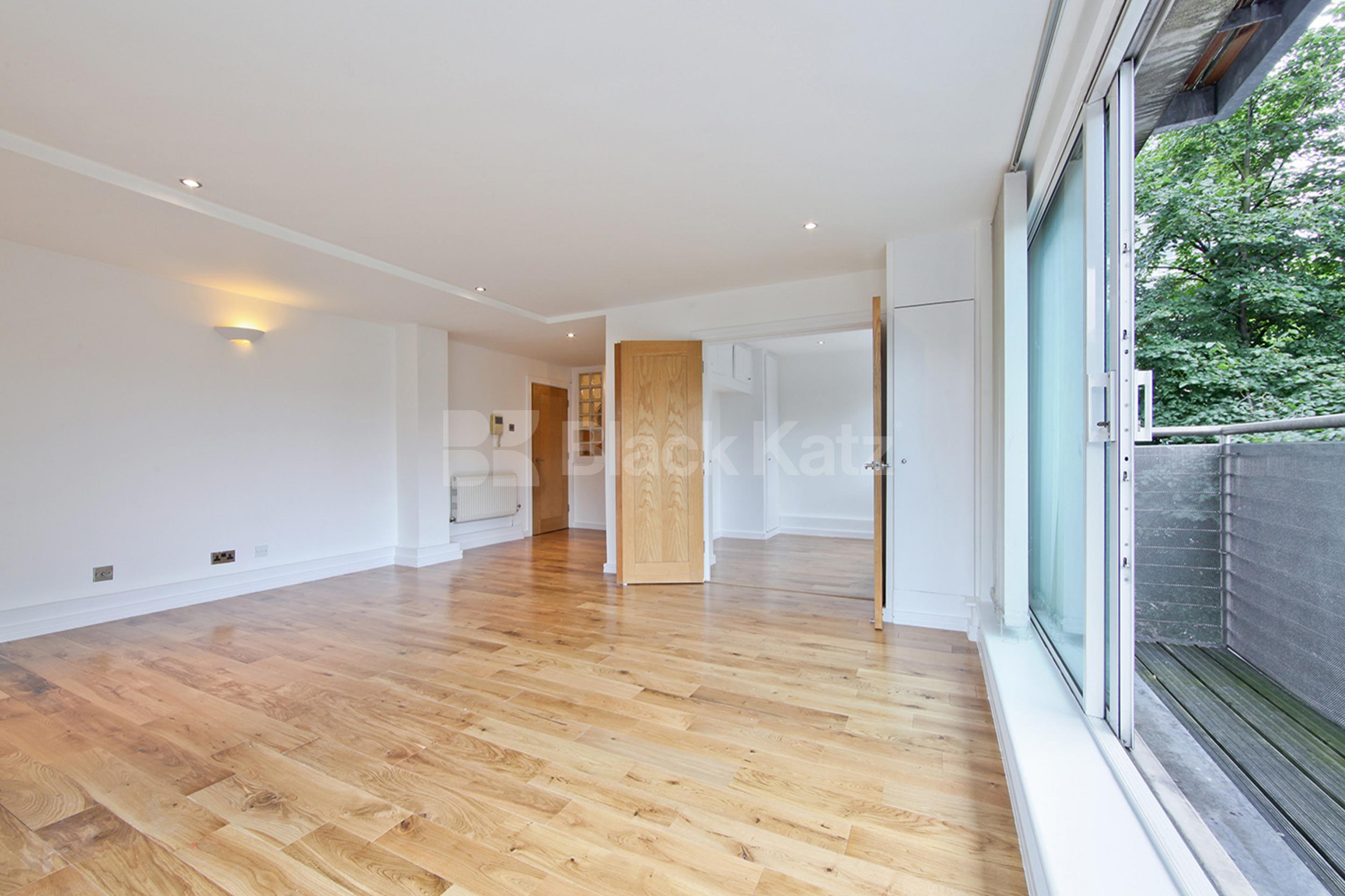 527 sq. Ft & superbly located moments from Borough High Strret  Newington Causeway, Borough SE1